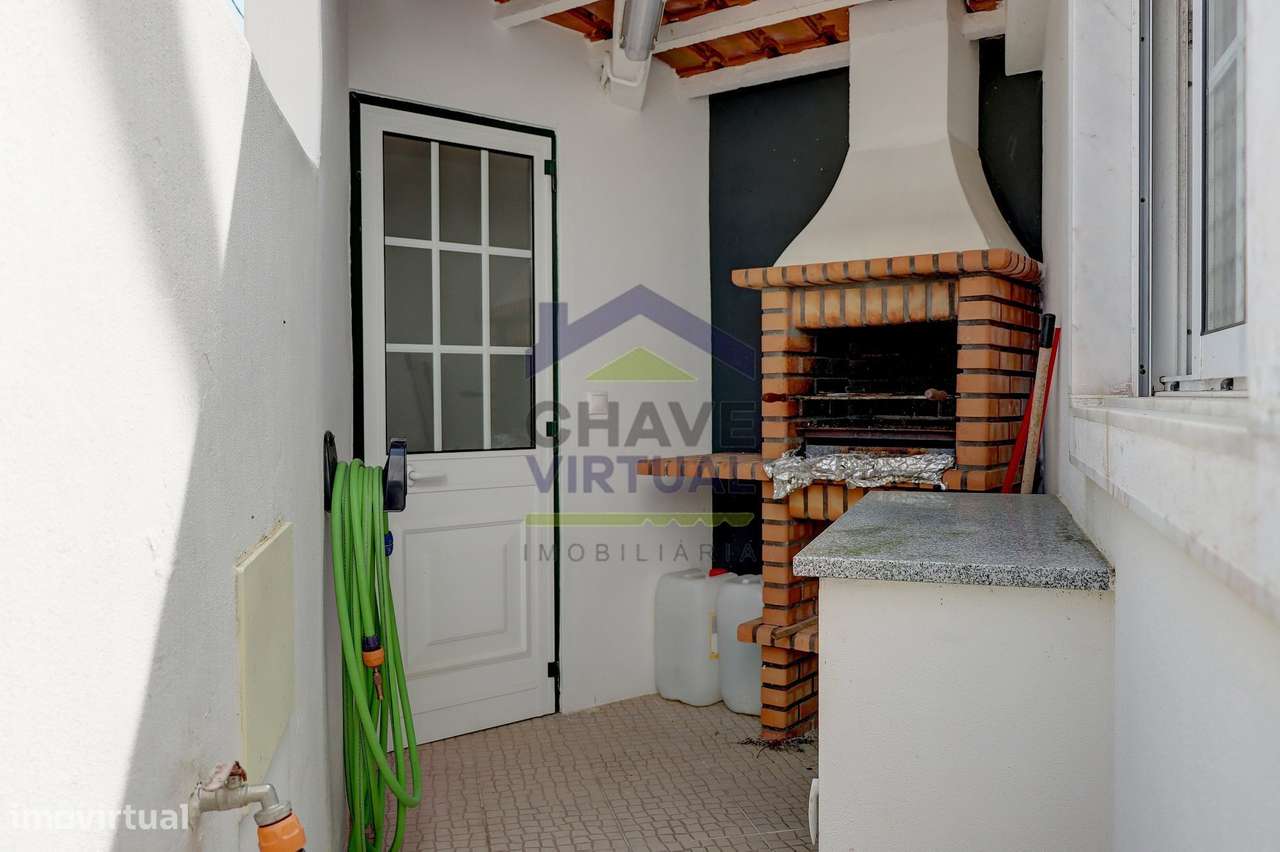 Moradia V3+1 Renovada com Terraço - Baraçais, Bombarral-20