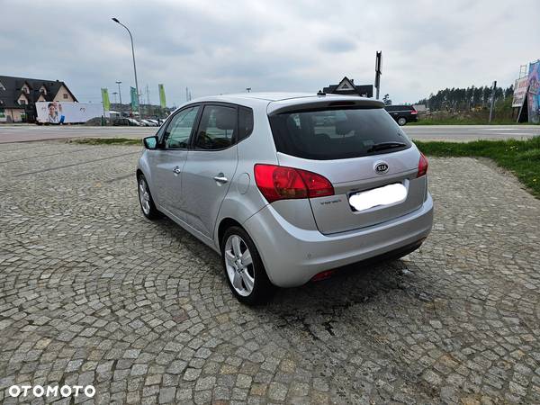 Kia Venga - 6