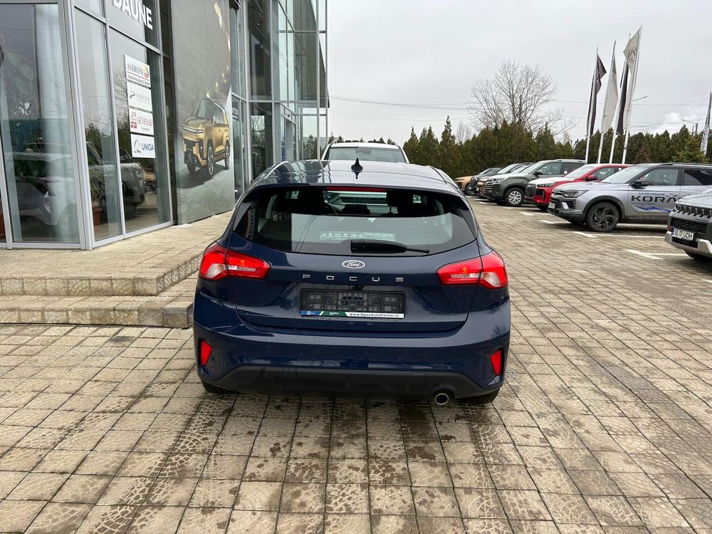 Ford Focus (3)