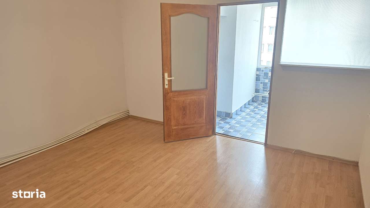 Vand garsoniera in Deva, zona I. Maniu, suprafata utila 31 mp, - Imagine principală: 2/16