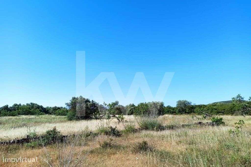 Terreno na freguesia de S. Sebastião/ Loulé, junto a zona industrial - Grande imagem: 5/9