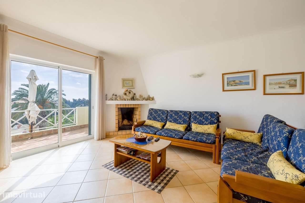 MORADIA COM 2 QUARTOS E PISCINA PARA VENDA NA PRAIA DA LUZ - Grande imagem: 2/26