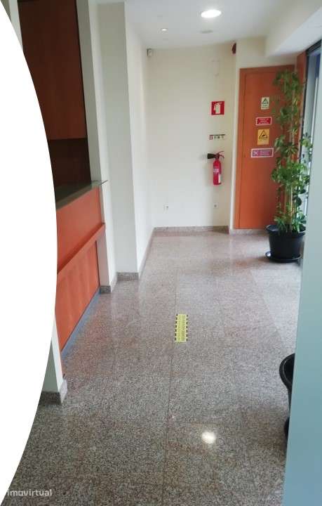 Loja  Arrendamento em Lordelo do Ouro e Massarelos,Porto - Grande imagem: 4/10