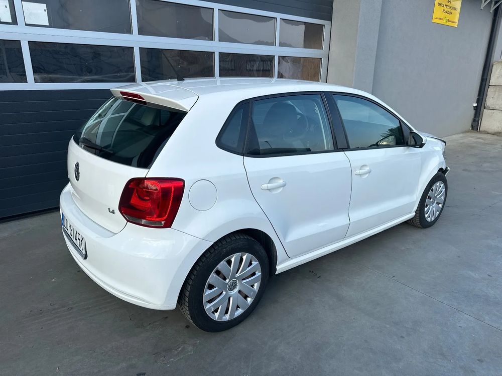 Volkswagen Polo V (2009-2017) 1.4 Comfortline 2009