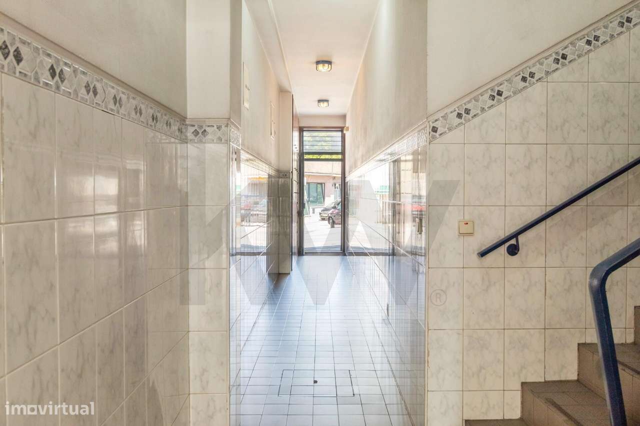 Sala/ Escritório em Santo Ovídio com terraço privado - Grande imagem: 4/16