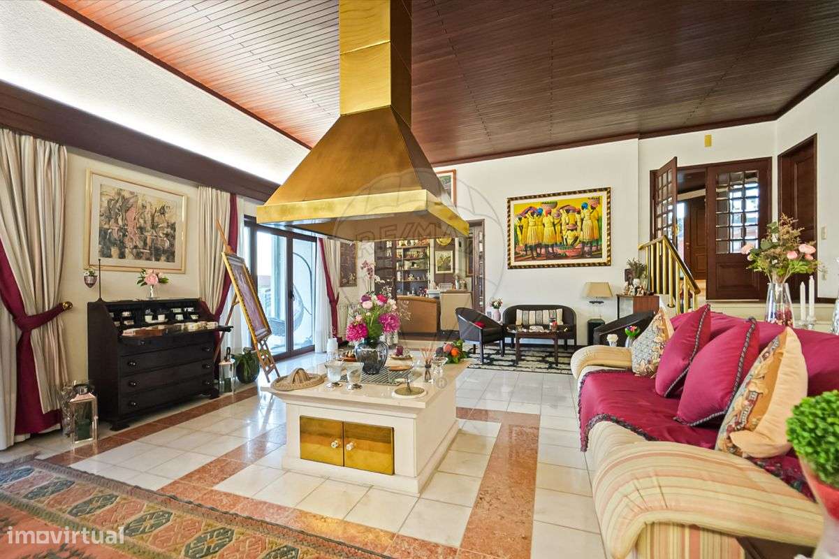 Moradia T5 para venda - Grande imagem: 2/45