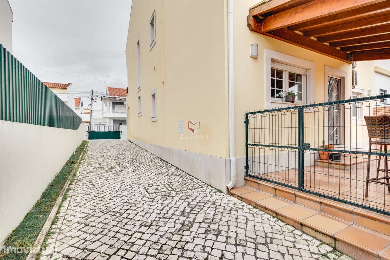 Moradia Premium T4 com Sótão, Ginásio, Garagem e Excelentes Áreas | Mo-50