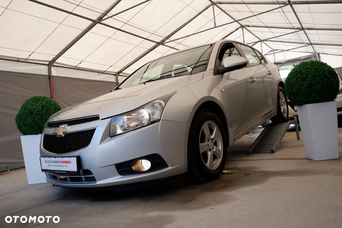 Chevrolet Cruze - 1