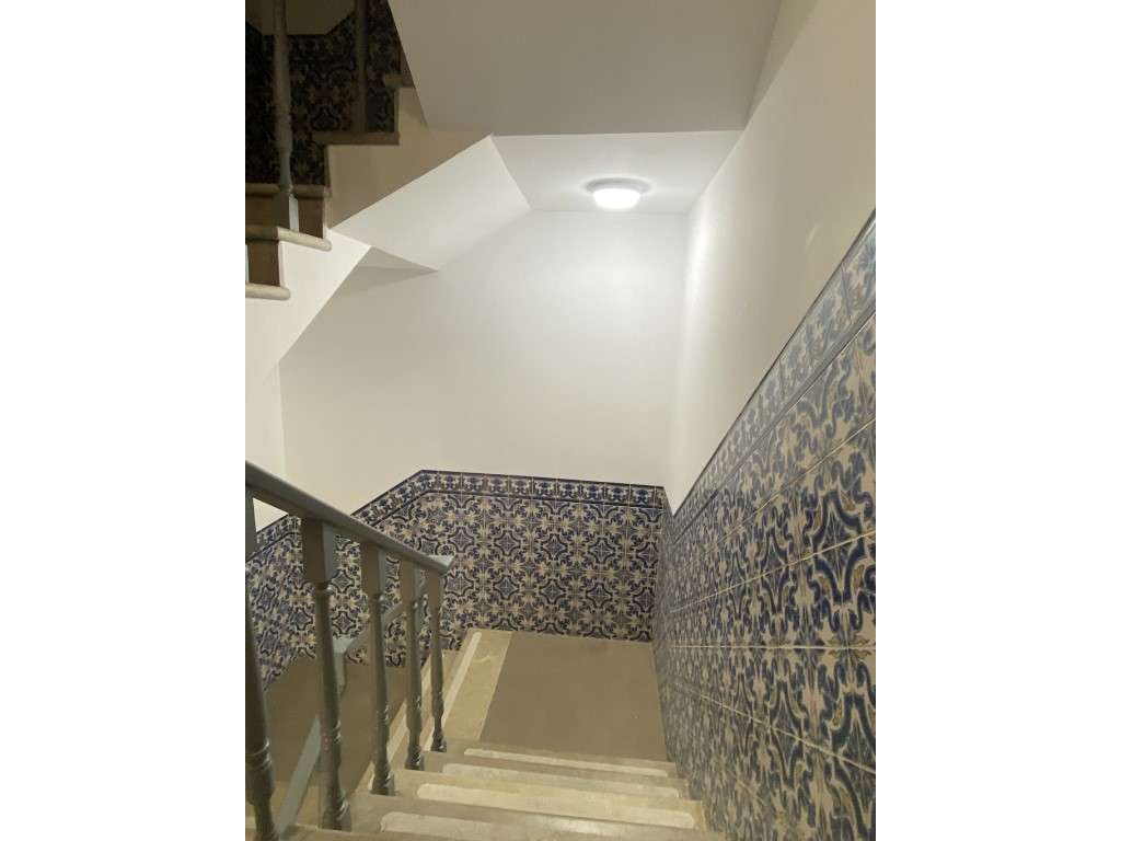 Moradia T3 com Piscina em Sesimbra-32