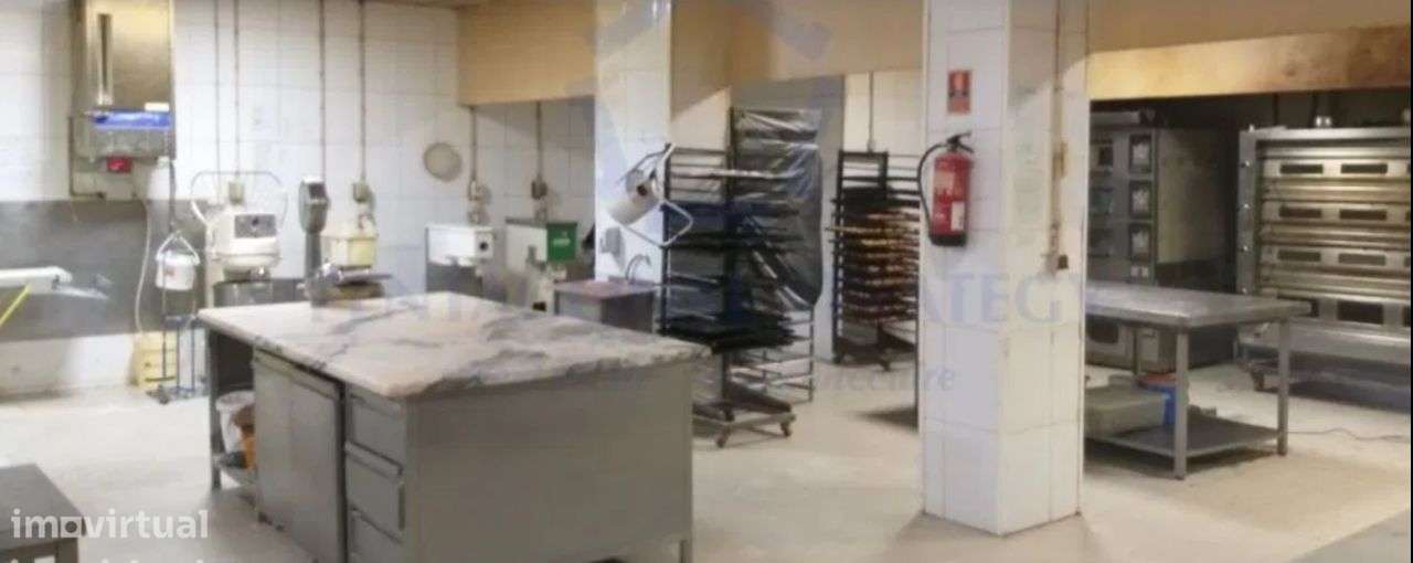 Vende-se Armazém/Fábrica com 440m2 a 2 minutos do Eixo Norte/Sul - Grande imagem: 5/11