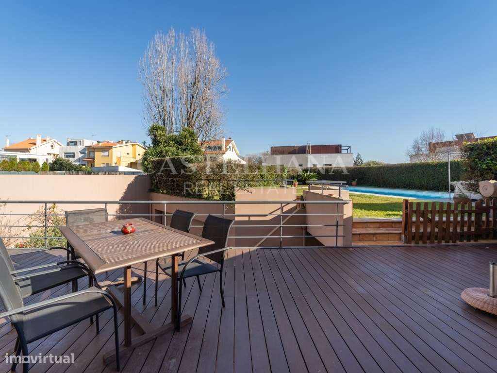 Moradia T5 na Vilarinha com Jardim e Piscina - Grande imagem: 5/60