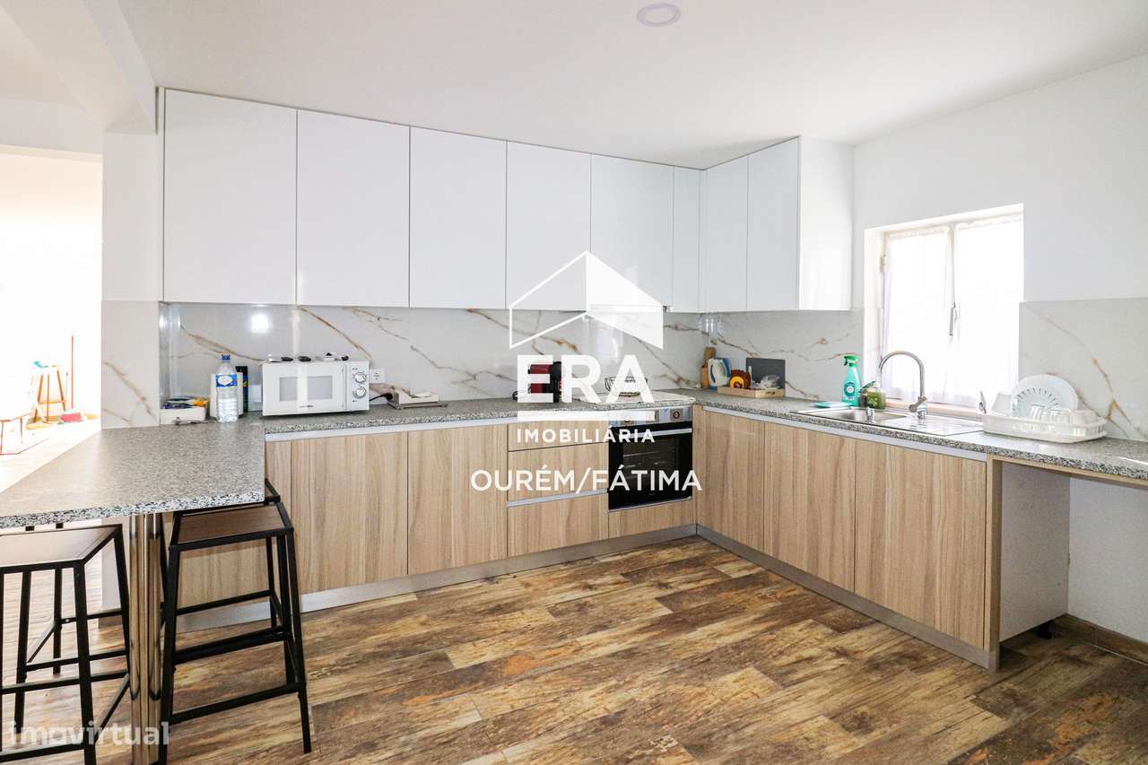 Moradia T3 inserida num terreno de 1.268m²-11