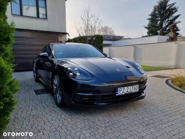 Porsche Panamera 4 E-Hybrid Executive - 2