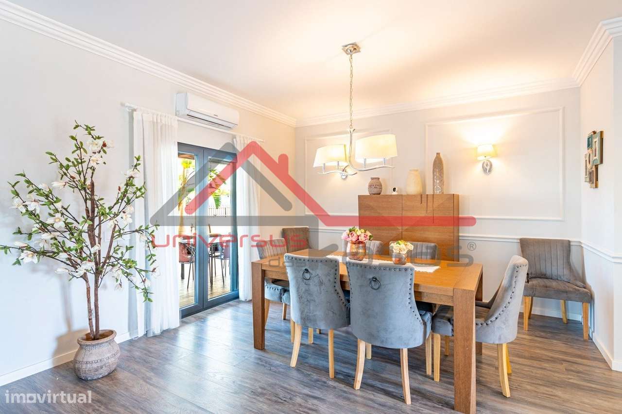 Moradia Térrea Isolada V4 com Piscina Moita-19