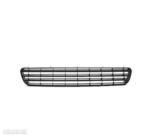 GRELHA FRONTAL SEM SÍMBOLO PARA AUDI A3 96-03 PRETA - 4