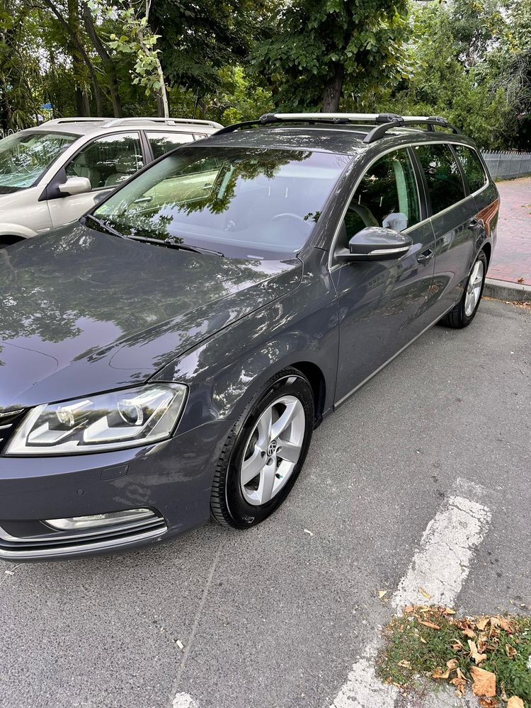 Volkswagen Passat B7 [2010 - 2014] 2.0 TDI BlueMotion Technology DPF Comfortline 2012