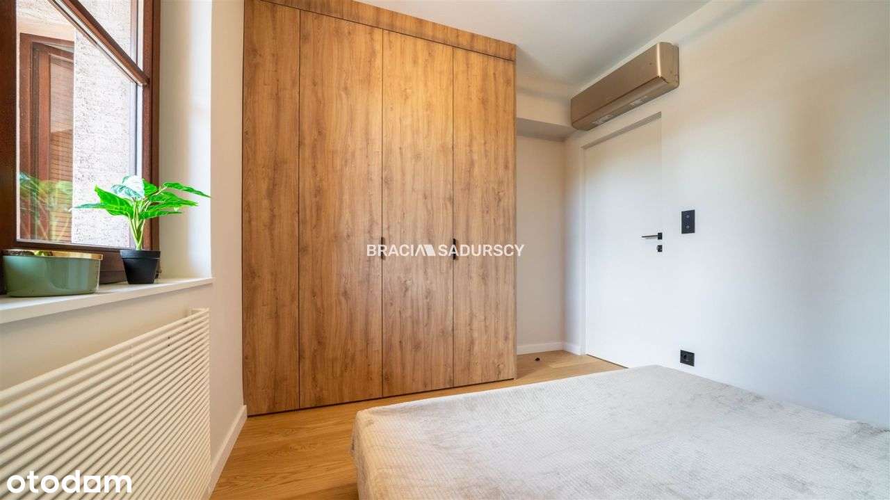 Wola Justowska apartament z miejscem postojowym-10