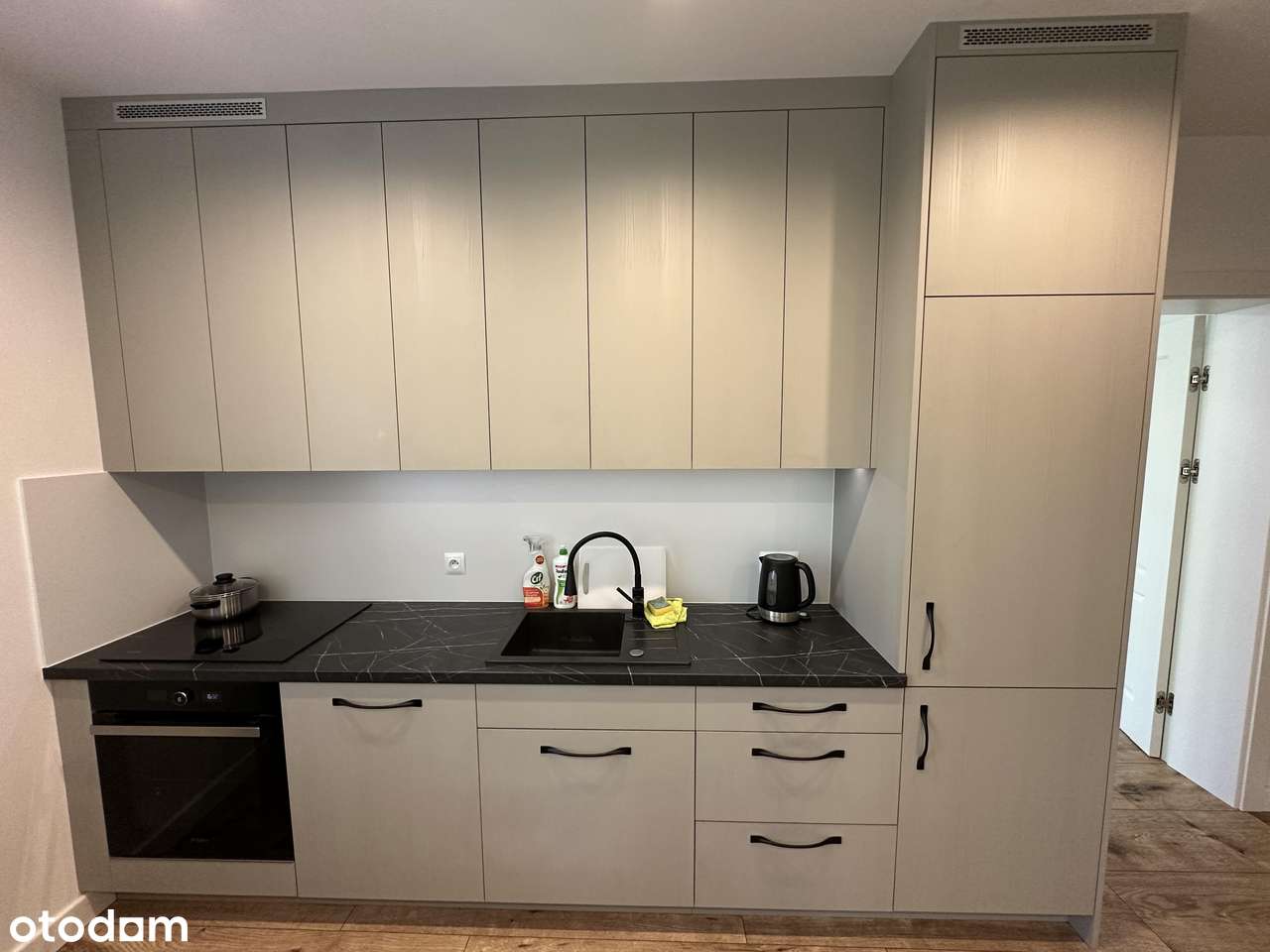 3 pokojowe mieszkanie w pięknej wyremontowanej kamienicy! - Pełny obrazek: 5/15