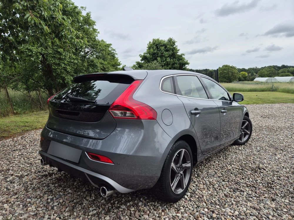 Volvo V40 II D4 RDesign 2014