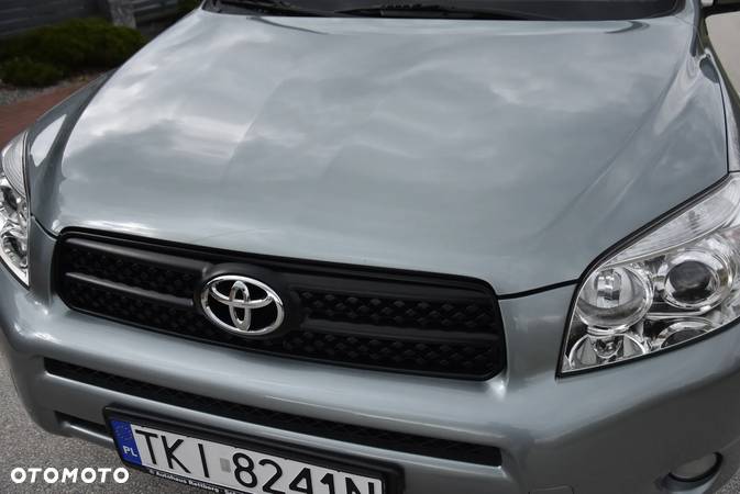 Toyota RAV4 2.0 VVT-i Premium - 13