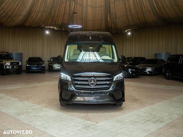 Mercedes-Benz Sprinter - 9