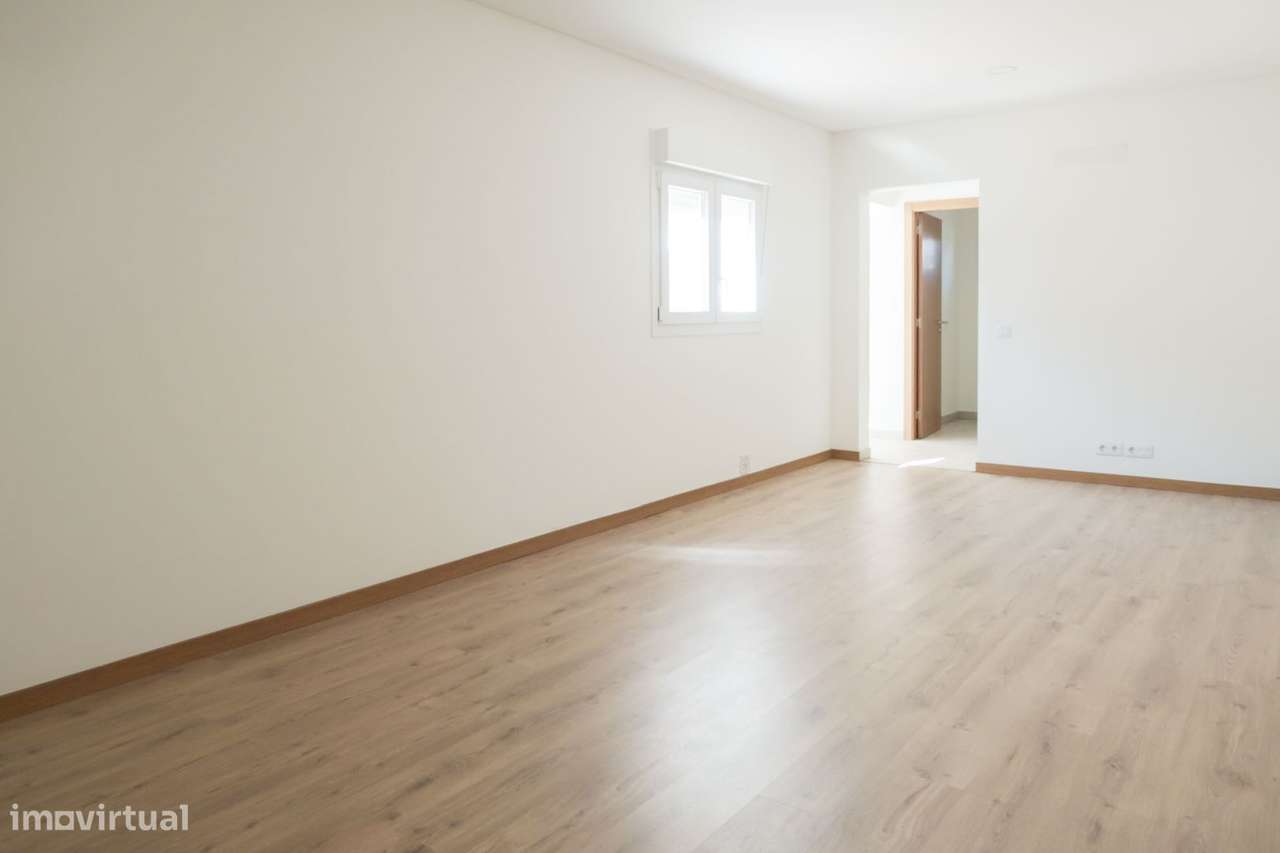 Moradia T3 Renovada - Fatima-13