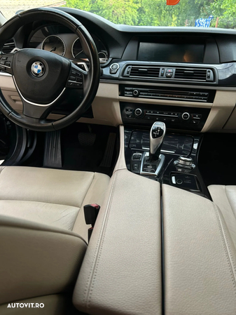 BMW Seria 5 525d xDrive Touring - 5