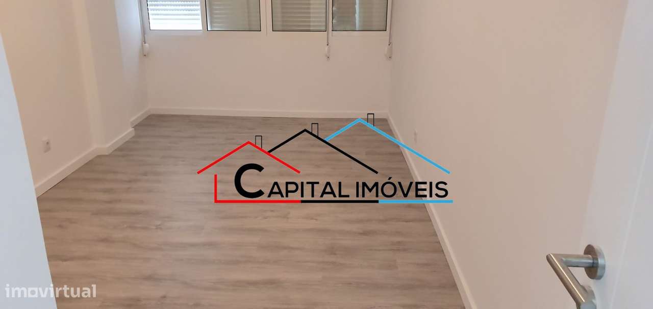 T1 Remodelado,  c/quintal, localizado no Barreiro. - Grande imagem: 3/5