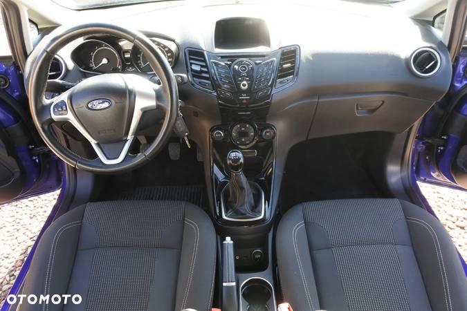 Ford Fiesta 1.0 EcoBoost Titanium - 14