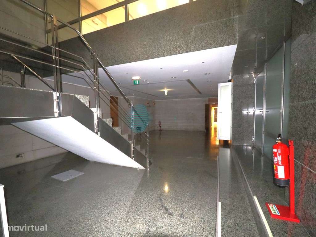 Excelente Escritório de 3866m2 com elevada qualidade em Edifício de... - Grande imagem: 2/27