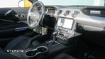 Ford Mustang 5.0 V8 GT - 11