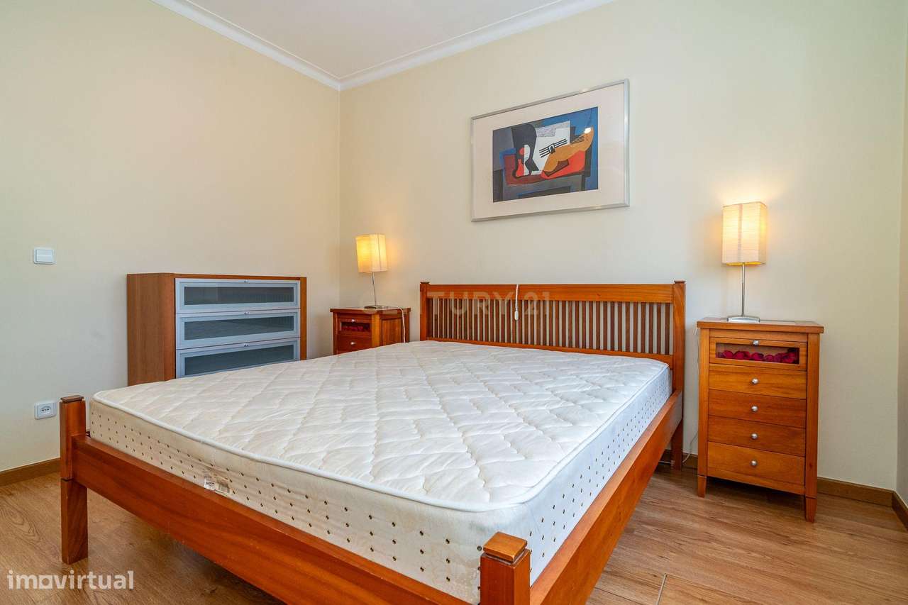 Apartamento T2 no Vale das Flores-3