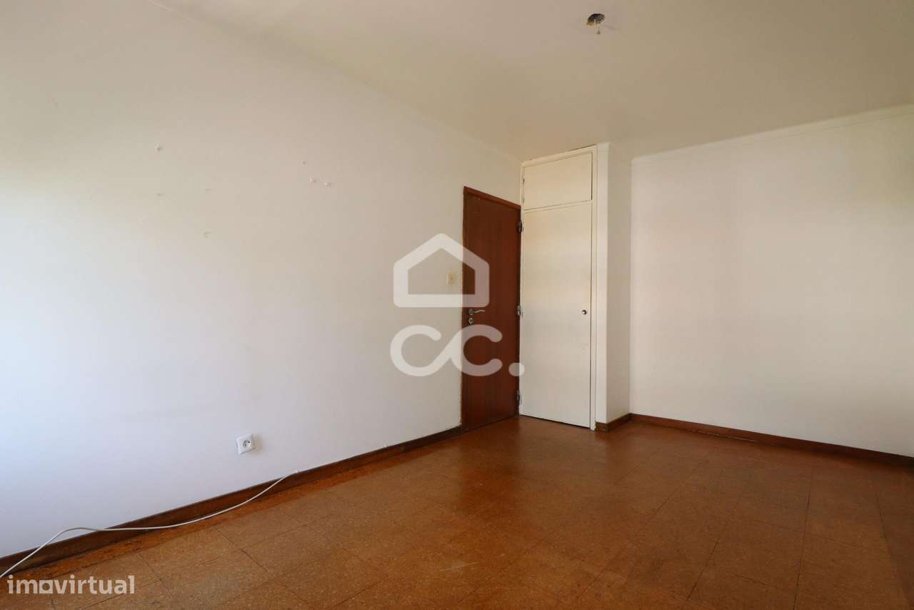 Apartamento T3 junto aos Polos Universitários de Tomar!-9