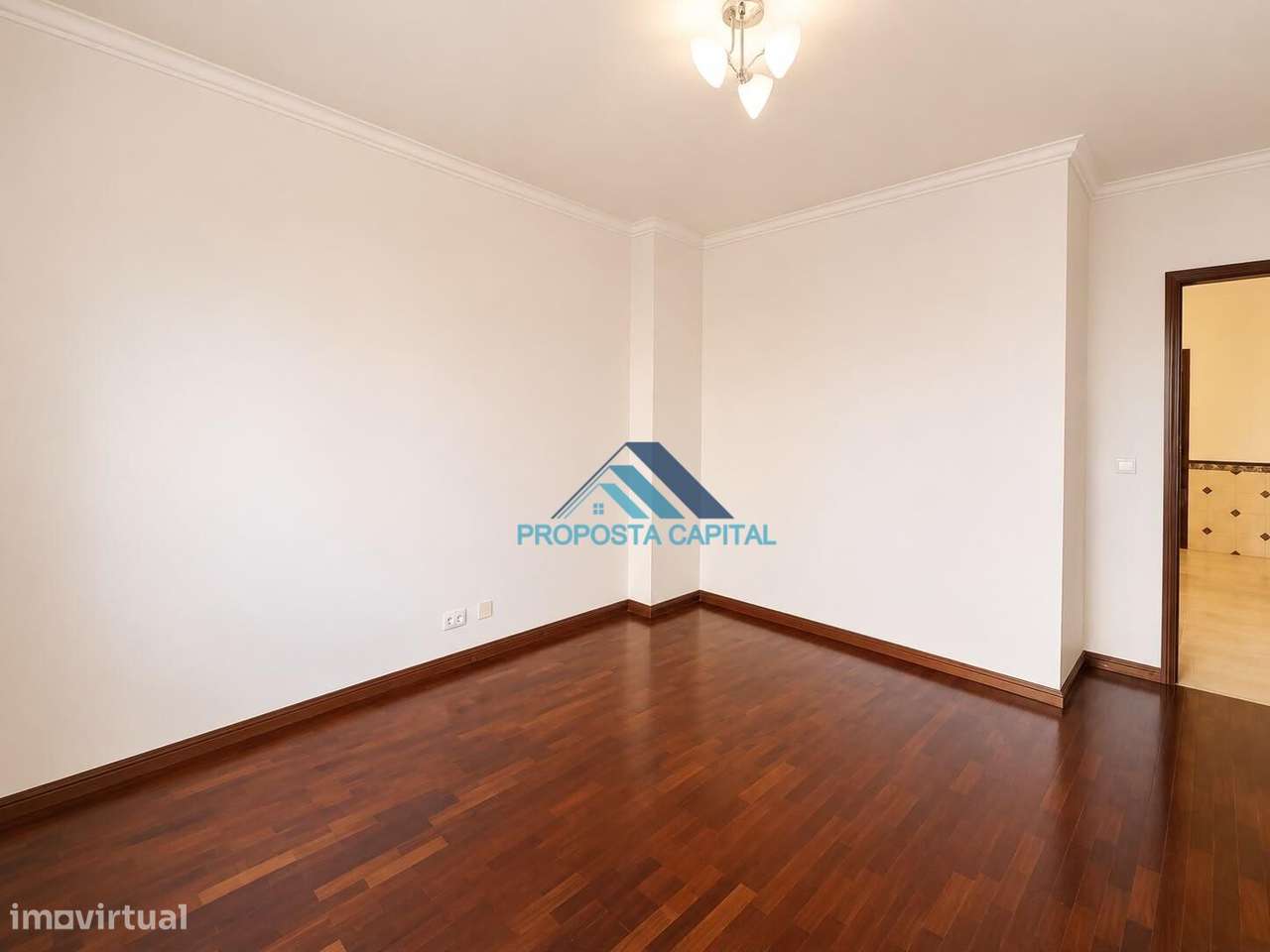 Apartamento T2 Tapada das Mercês-14