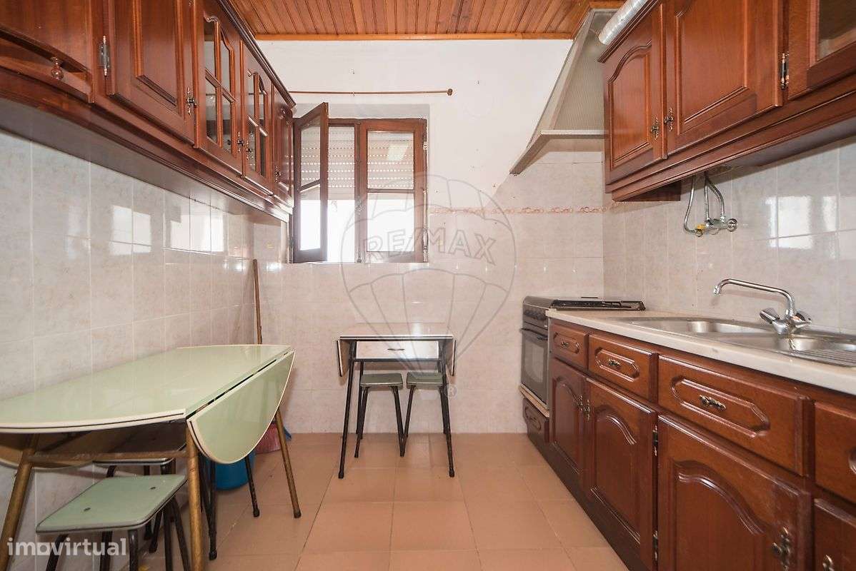 Moradia T2 para venda-16