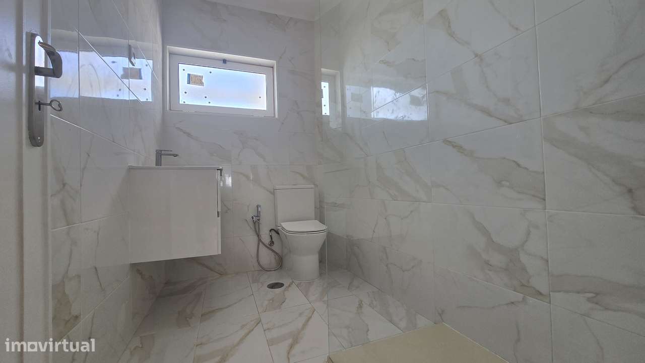 T2+1 totalmente remodelado Amora-4