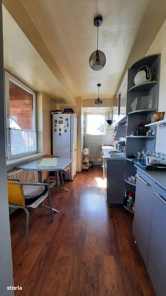 Casa spatioasa cu teren, Parc Sub Arini - Imagine principală: 5/6