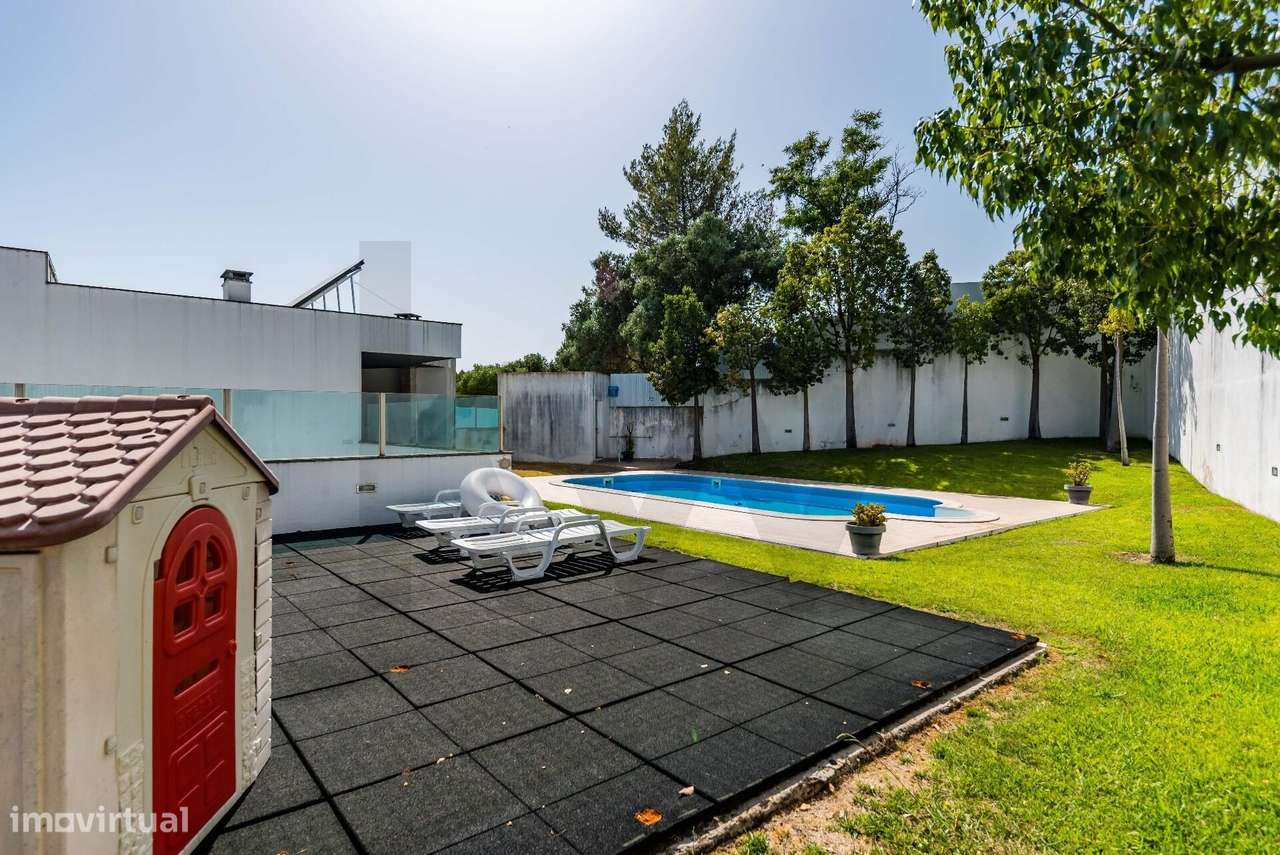 Apart T3 -  Condomínio fechado - Varandas - Piscina - Box para 3 viatu-41