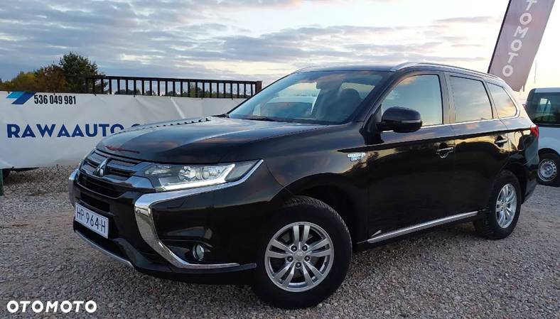 Mitsubishi Outlander - 1