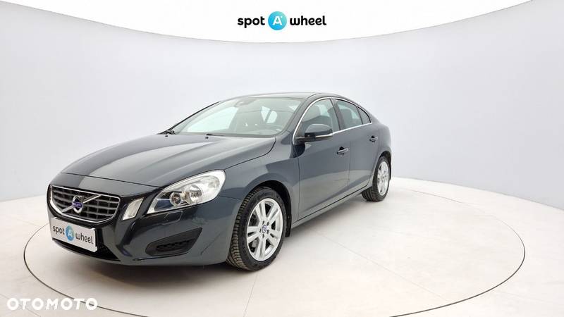 Volvo S60 - 1