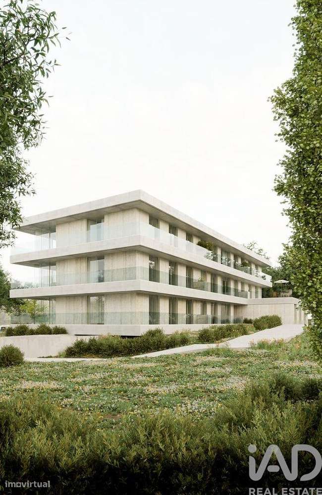 Terreno em Vila Meã - Grande imagem: 4/10