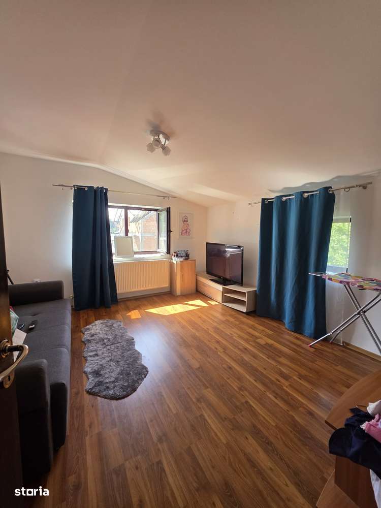 Casa Parter + Etaj Str. Aeroportului-7