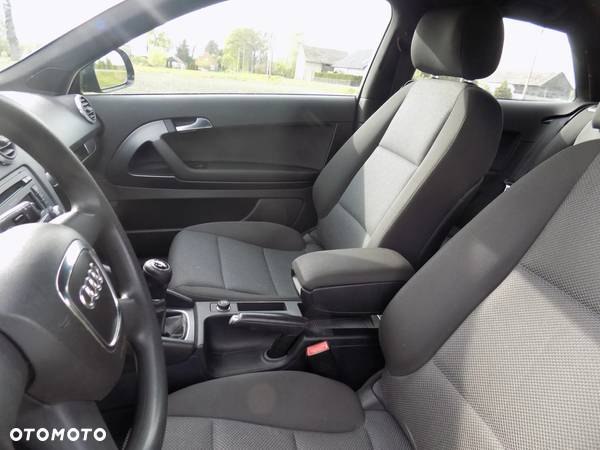 Audi A3 1.6 Ambition - 23