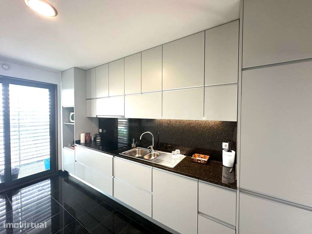 Apartamento T2, junto ao metro da Póvoa de Varzim - Grande imagem: 5/18