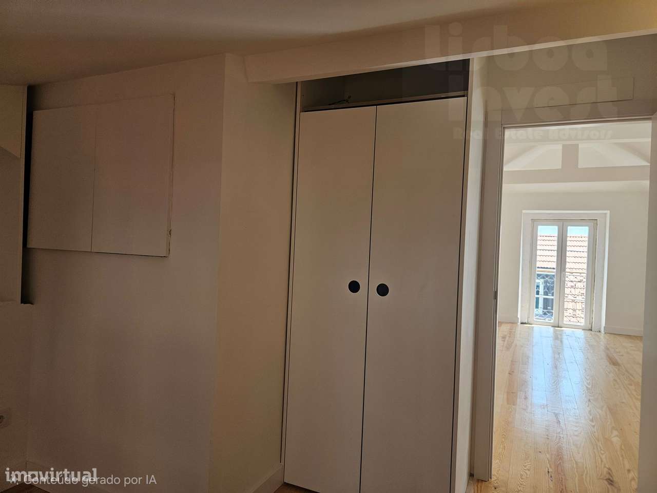 Vendo T2  remodelado em predio totalmente remodelado Terraço vista Rio-31