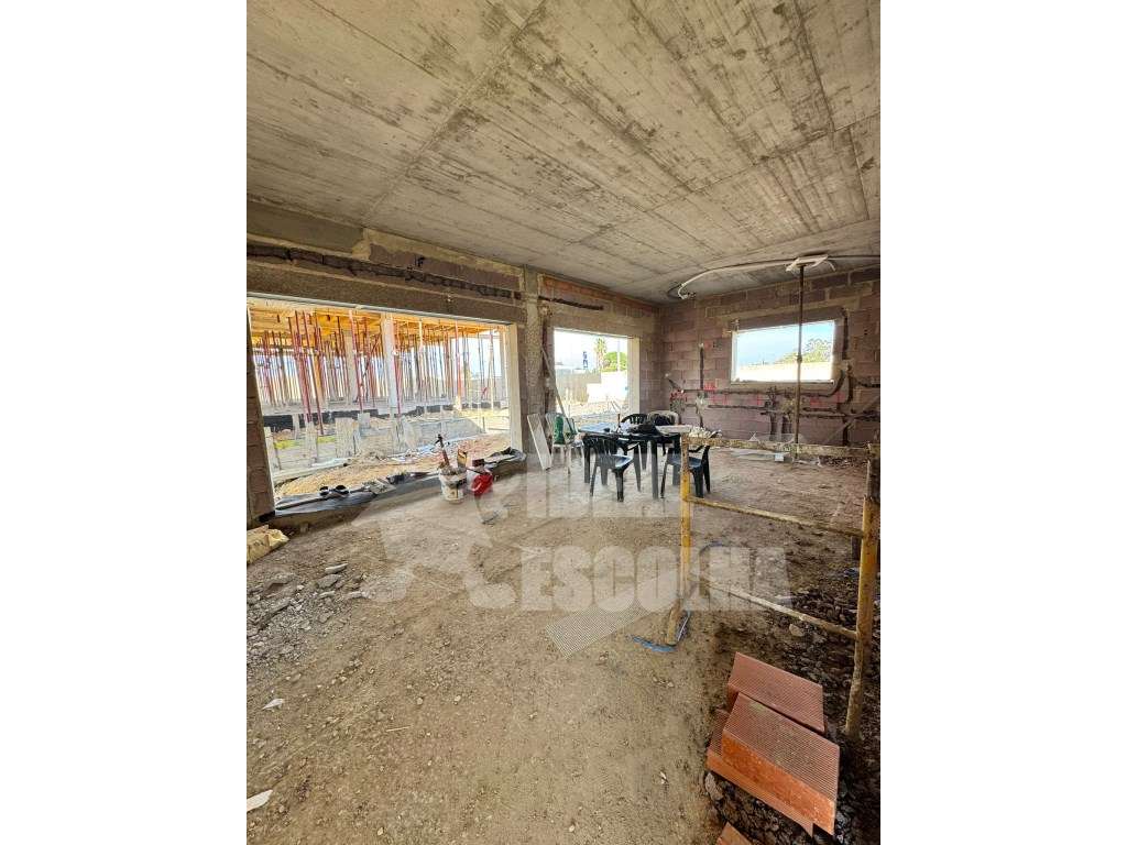 MORADIA EM CONSTRUÇÃO QUINTA DO ANJO ..-16