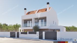 Moradia Geminada T2+3 com Piscina - Grande imagem: 3/9