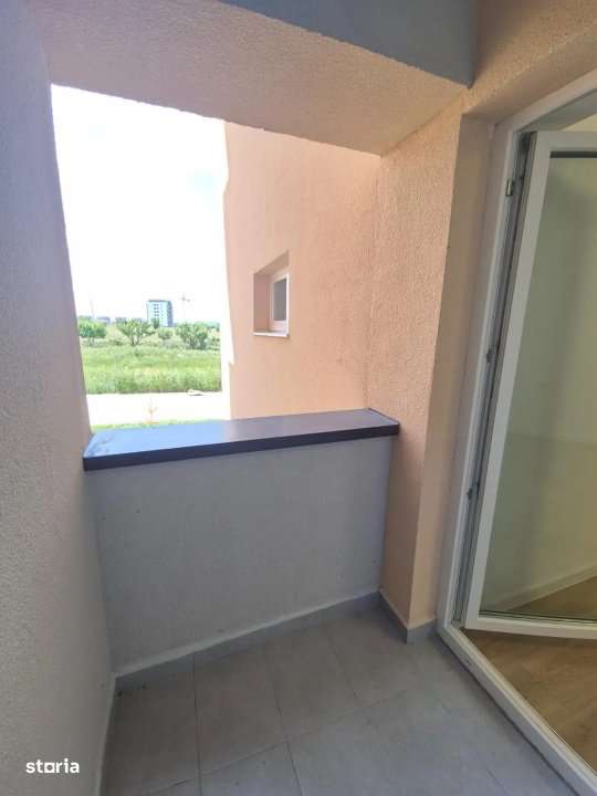 Apartament de vanzare, cu 3 camere, 62 mp, zona Calea Surii Mici - Imagine principală: 5/12