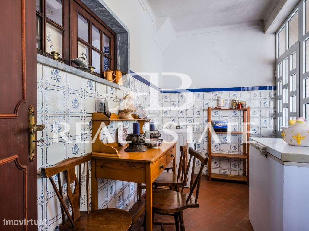 CASA T5 + JARDIM +VISTA + ADEGA + GARAGEM |ANEXO - V.N.AZEITÃO-17