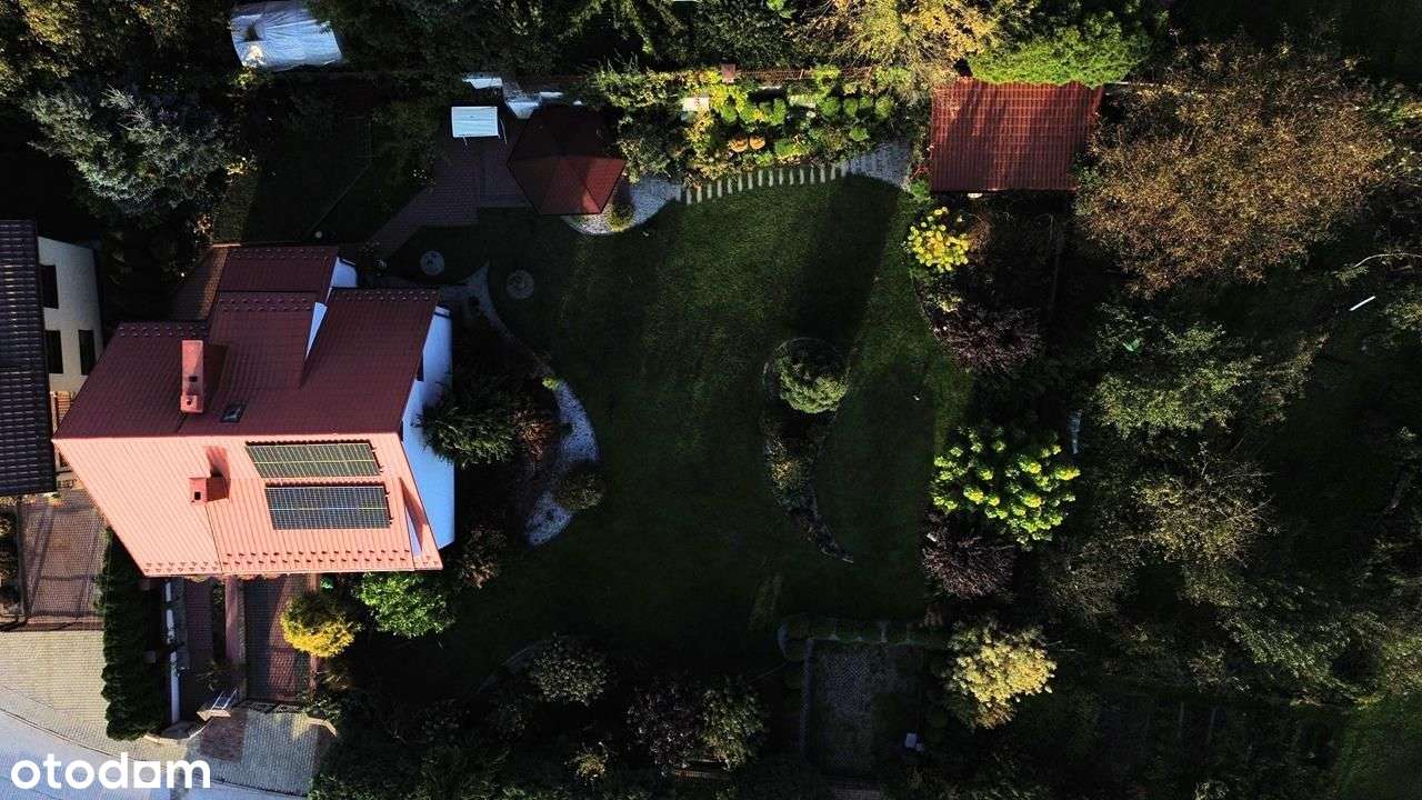 Duży dom 220m2 z pięknym ogrodem (działka 11 ar)-2